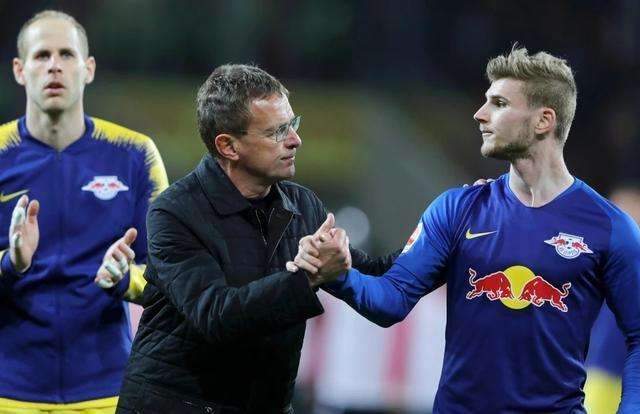 经纪人称葡体给了哲凯额外假期，球报：葡体多次要求其归队未果（经纪人称葡体批准哲凯延长假期，《球报》称多次要求其归队未果）