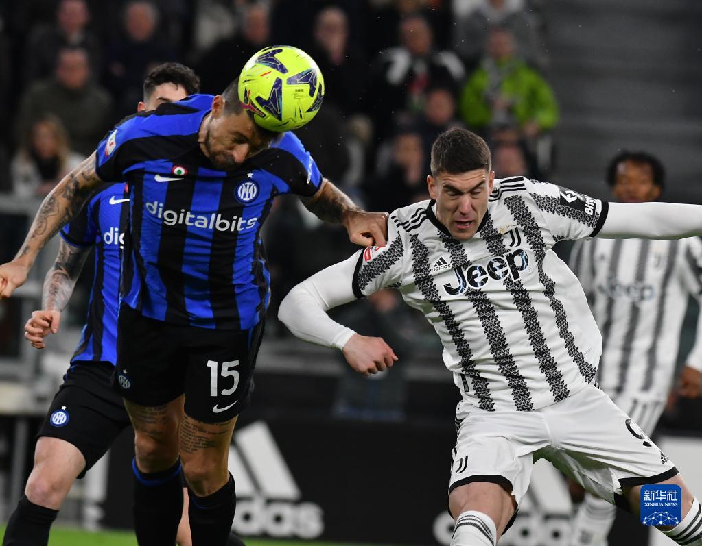 哈登：保罗无论去哪里都对比赛产生了影响，很幸运成为他队友（哈登盛赞保罗：无论在哪都能影响比赛，能成为其队友很幸运）