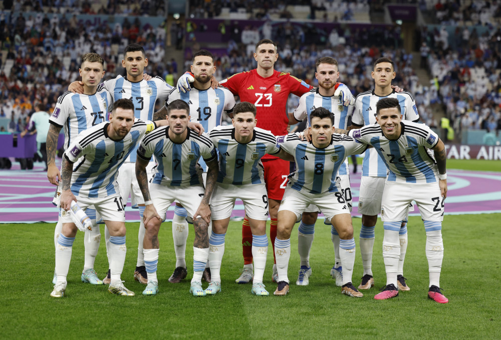 卡莱尔：西亚卡姆绝杀实至名归，马瑟林今年防守进步非常大（卡莱尔：西亚卡姆的绝杀名副其实，马瑟林本季防守进步显著）