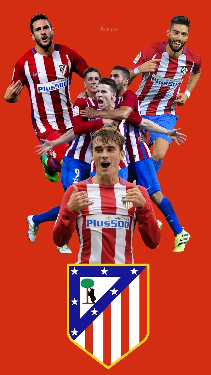 疑似拉倒巴恩斯未吹罚犯规，詹姆斯：我只是碰了他，没拉他（被质疑拉倒巴恩斯未判犯规，詹姆斯回应：只是碰到并非拉人）