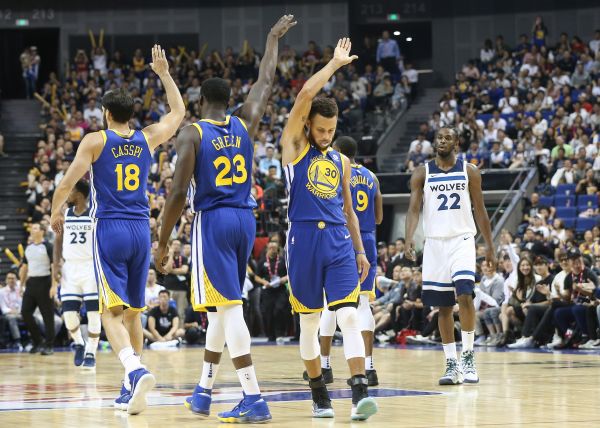 朱婷张常宁是女排史上最强大小主攻！吴梦洁李盈莹惠若琪不如她们（女排最强大小主攻当属朱婷与张常宁，吴梦洁李盈莹惠若琪略逊一筹）