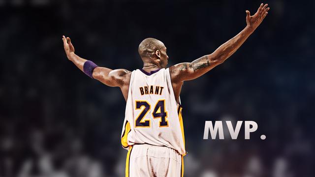 圣保利主帅调侃凯恩：去年他踢我们那脚射门，球现在还在飞吧（圣保利主帅打趣凯恩：去年那脚对我们射门，球至今还在飞）