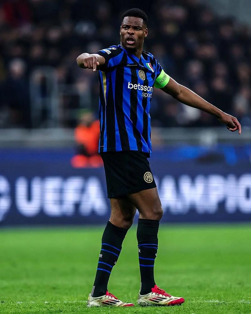 还去踢U21联赛？王钰栋今年已代表5支球队出战44场比赛