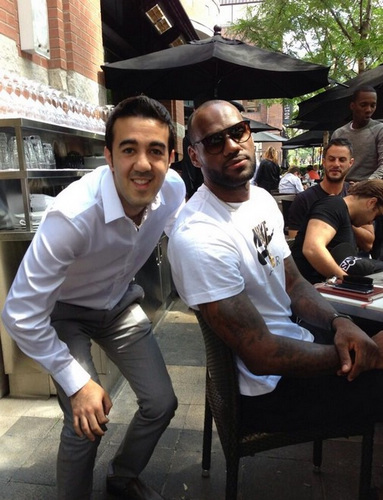 球星背身单打简直教科书（球星背身单打堪称教科书级）