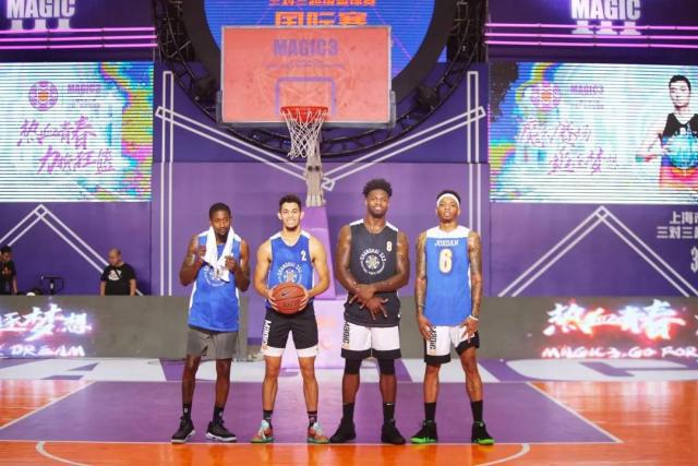 瓦拉内：去皇马前齐达内亲自给我打了电话；穆里尼奥很有魅力（瓦拉内：加盟皇马前齐达内亲自致电；穆里尼奥魅力十足）