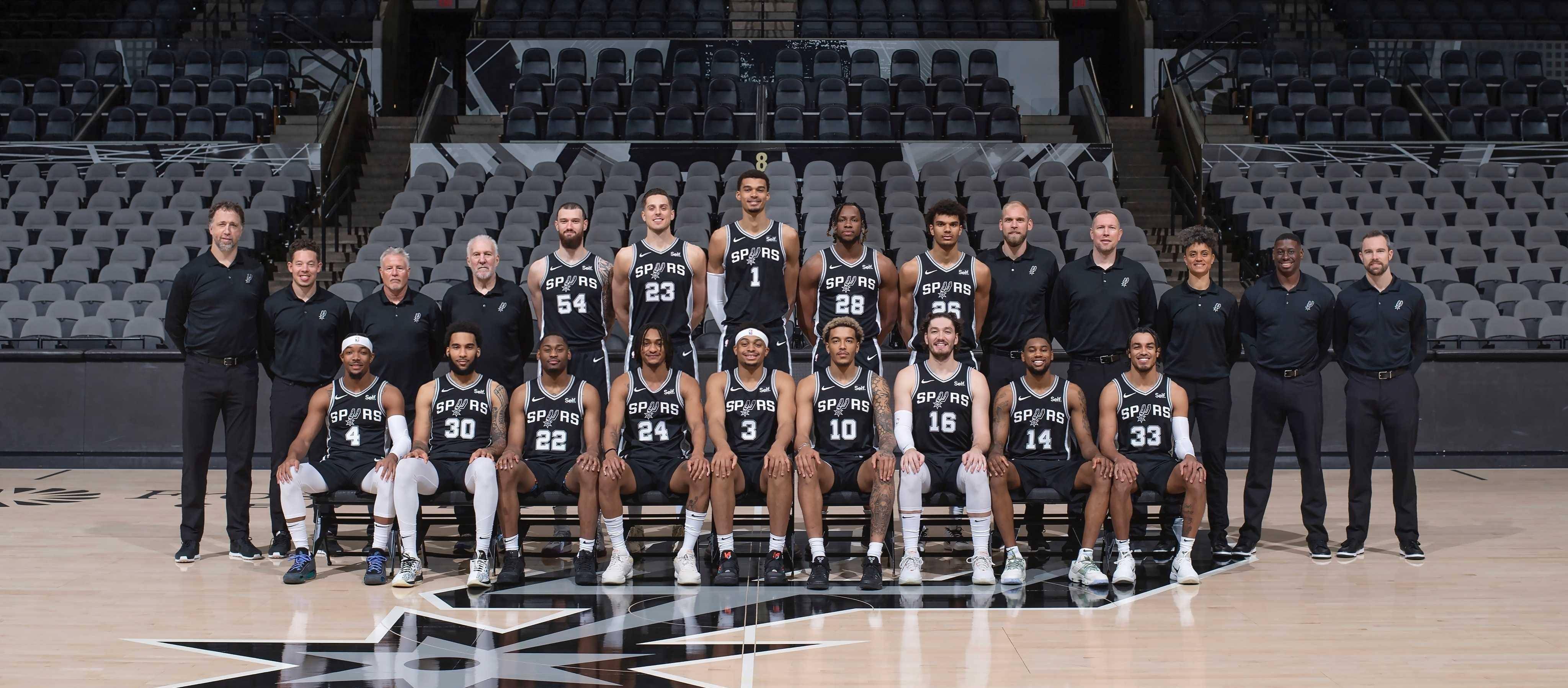 尤文主场战卡利亚里大名单，伊尔迪兹领衔，加蒂回归（尤文主场迎战卡利亚里名单出炉：伊尔迪兹压阵，加蒂复出）