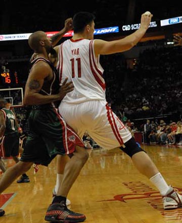 记者：迈尼昂不打算与米兰续约，切尔西已经开始与球员接触（记者：迈尼昂无意与米兰续约，切尔西已与球员接洽）