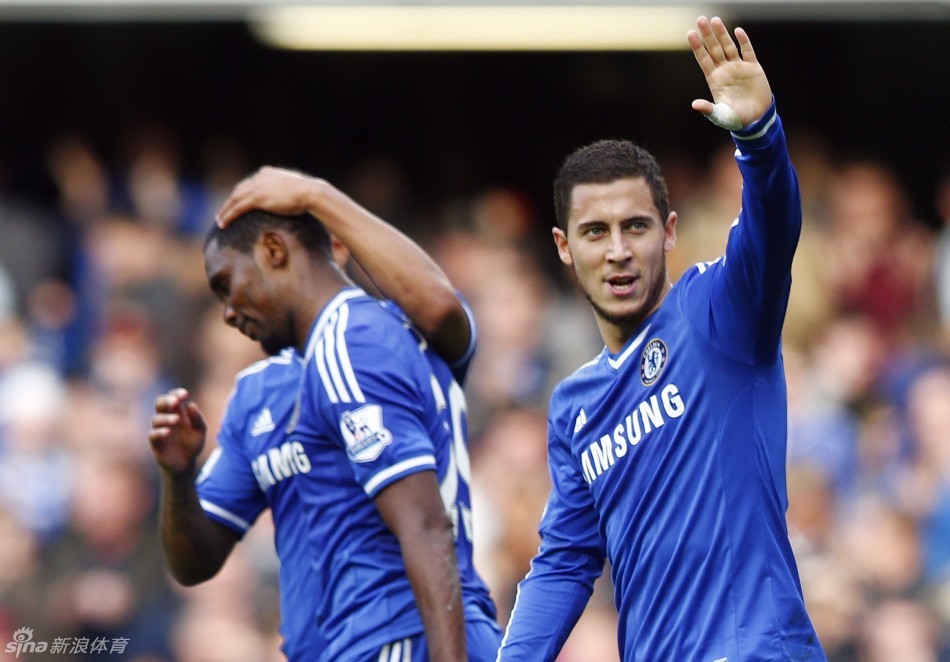 荣获马德里足协颁发的体育传奇奖，托雷斯晒图感谢马德里足协（托雷斯获颁马德里足协体育传奇奖，晒图致谢）