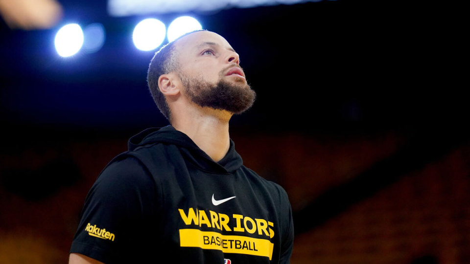 德转列本赛季30岁以上选手进球排行榜：凯恩领跑，...（德转公布本季30+球员进球榜：凯恩暂居榜首，...）